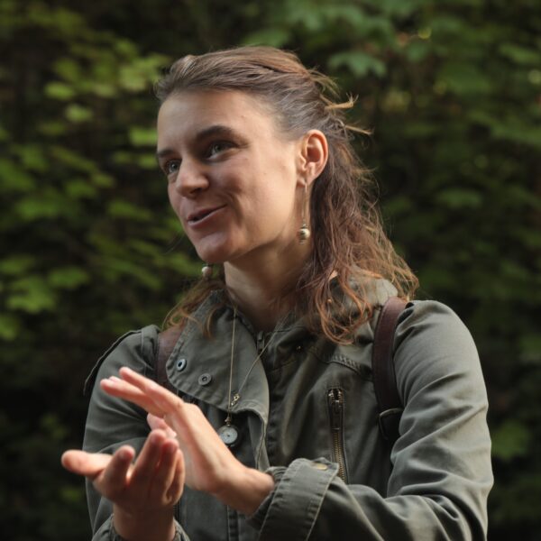 Flora Delalande au Festival Poésia