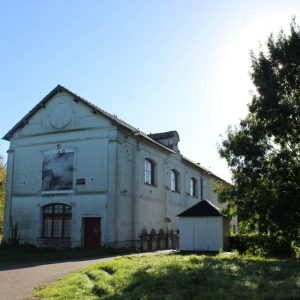 Extérieur de la Factorie - Maison de poésie de Normandie